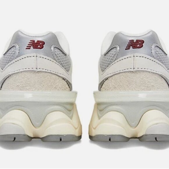 New Balance 9060 Sneaker Lunar New Year size Men's 8 - Picture 12 of 12